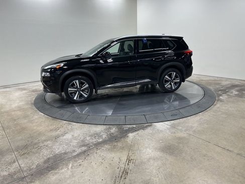 Used 2023 Nissan Rogue SL AWD/4WD image 10