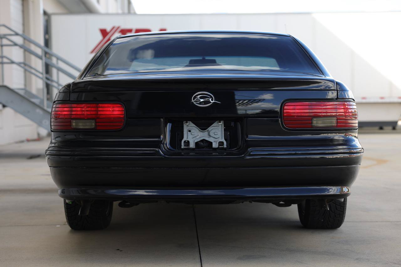 Used 1995 Chevrolet Caprice SS RWD image 7