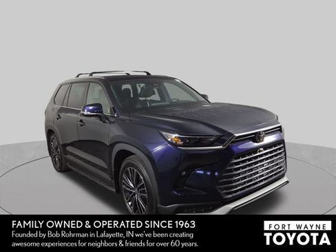 Used 2025 Toyota Grand Highlander AWD Hybrid image 4
