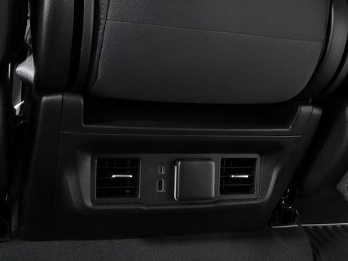 Used 2024 Chevrolet Silverado 1500 LT AWD/4WD image 24