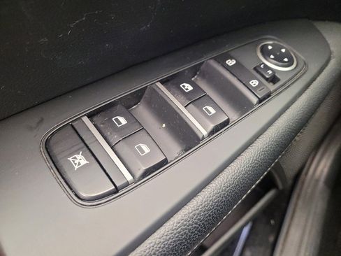 Used 2019 Kia Forte S w/ S Premium Package image 27