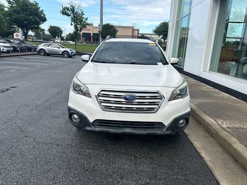 Used 2016 Subaru Outback 2.5i Premium AWD/4WD image 6