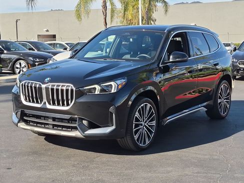 Used 2025 BMW X1 xDrive28i w/ Premium Package AWD/4WD image 5