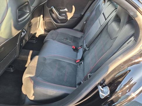 Used 2023 Mercedes-Benz CLA 250 image 17