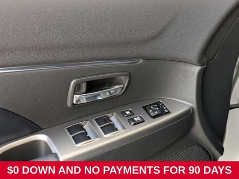Used 2025 Mitsubishi Outlander Sport SE AWD/4WD image 13