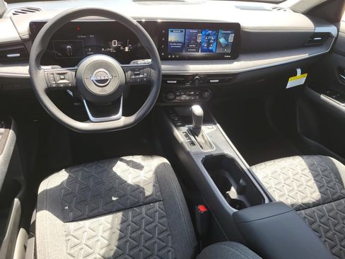New 2026 Nissan Kicks SV w/ SV Premium Package FWD image 15