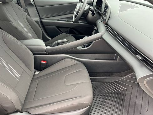 Certified 2026 Hyundai Elantra Sport FWD image 7