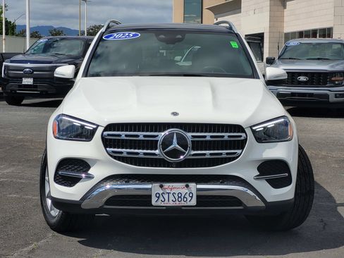 Used 2025 Mercedes-Benz GLE 350 4MATIC image 2