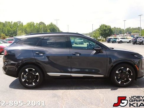 Certified 2026 Kia Sportage SX FWD image 8