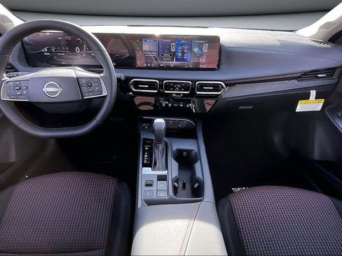 New 2026 Nissan Sentra SR image 5