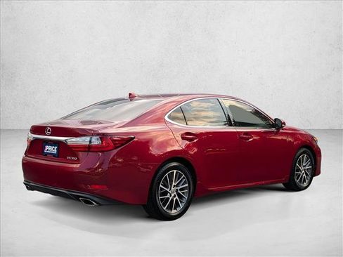Used 2017 Lexus ES 350 image 5