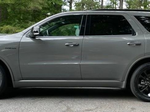 Used 2023 Dodge Durango R/T AWD/4WD image 4
