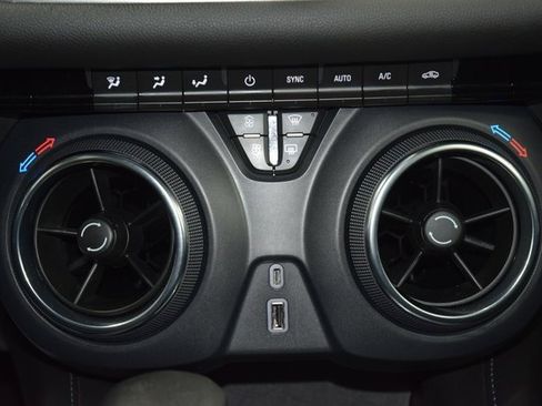 Certified 2022 Chevrolet Blazer LT image 30