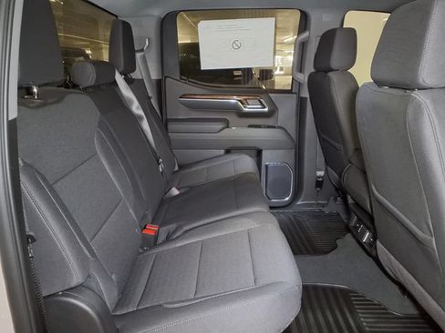 New 2026 GMC Sierra 1500 SLE AWD/4WD image 7
