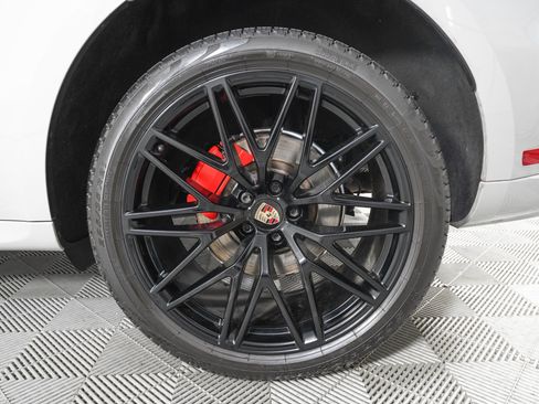 Used 2024 Porsche Macan S image 32