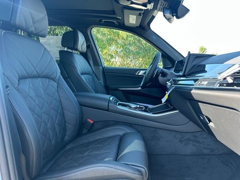New 2026 BMW X5 xDrive40i w/ M Sport Package AWD/4WD image 26