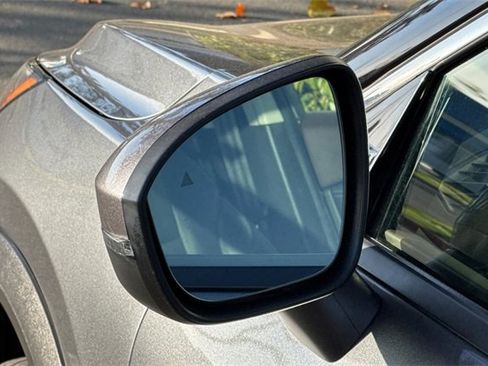 Used 2022 Nissan Rogue SL w/ SL Premium Package image 53