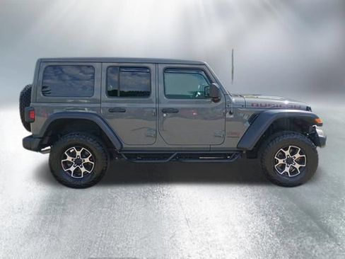 Used 2022 Jeep Wrangler Unlimited Rubicon w/ Cold Weather Group AWD/4WD image 7