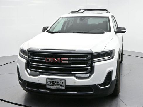 Used 2023 GMC Acadia AT4 w/ LPO, 'HIT The Road' Package AWD/4WD image 3
