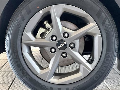 Used 2025 Kia K4 FWD image 34