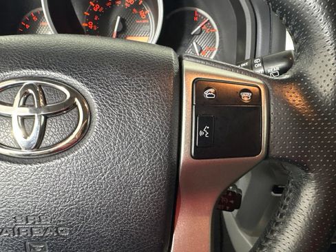 Used 2013 Toyota 4Runner SR5 w/ Premium Pkg RWD image 17