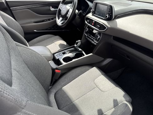 Used 2020 Hyundai Santa Fe SEL w/ Convenience Package image 21