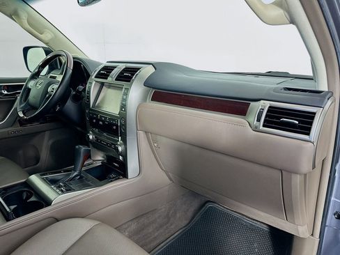 Used 2017 Lexus GX 460 Premium AWD/4WD image 30