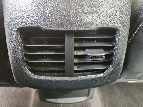 Used 2020 Ford Fusion SEL image 20