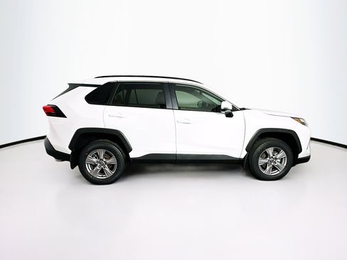 Used 2025 Toyota RAV4 XLE w/ Convenience Package image 10