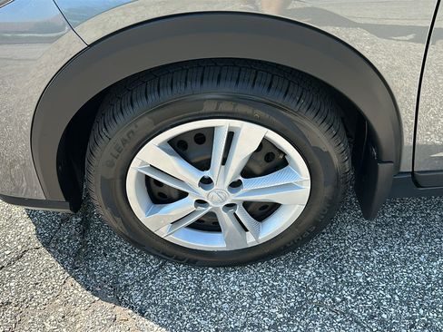 Used 2021 Nissan Kicks S FWD image 8