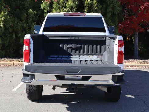 Used 2020 Chevrolet Silverado 2500 LTZ image 37