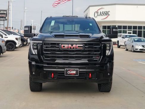 Used 2024 GMC Sierra 2500 AT4 w/ AT4 Premium Plus Package AWD/4WD image 2
