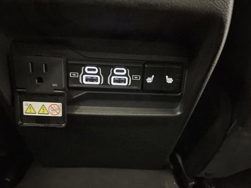 New 2025 Jeep Grand Cherokee Limited w/ Trailer Tow Package image 32