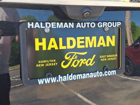 Used 2023 Ford Explorer XLT w/ Equipment Group 202A AWD/4WD image 10