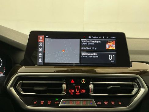 Certified 2024 BMW X3 sDrive30i w/ Convenience Package RWD image 11