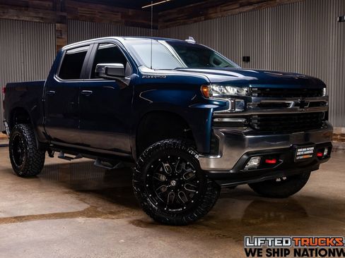 Used 2020 Chevrolet Silverado 1500 LT w/ Fleet Comfort Package AWD/4WD image 1