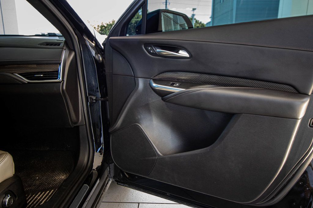 Used 2020 Cadillac XT4 Sport AWD/4WD image 18