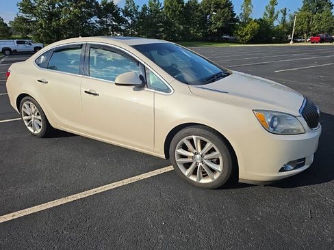 Used 2013 Buick Verano Leather FWD image 2