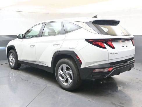 Certified 2022 Hyundai Tucson SE w/ Cargo Package image 3