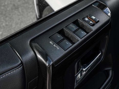 Used 2019 Toyota 4Runner Limited image 22