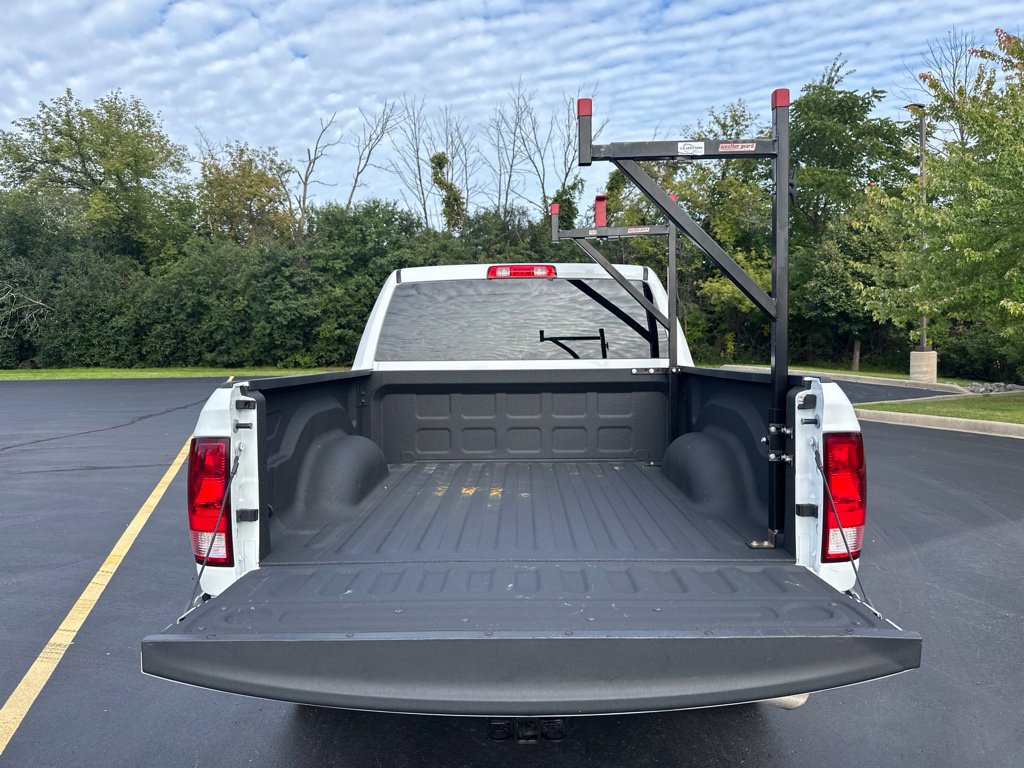 Used 2022 RAM 1500 Tradesman w/ Chrome Appearance Group AWD/4WD image 15