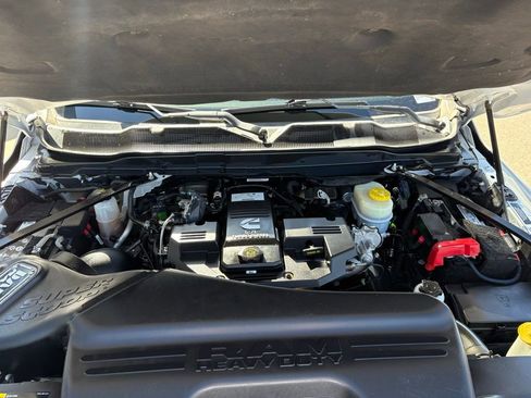 Used 2021 RAM 2500 Laramie AWD/4WD image 30