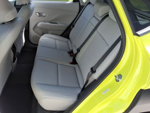 Used 2025 Hyundai Kona Limited image 31