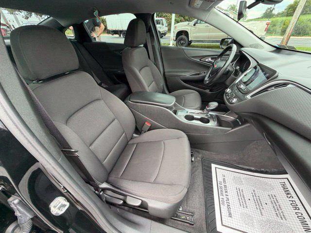 Used 2021 Chevrolet Malibu RS FWD image 35