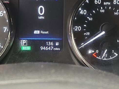 Used 2019 Nissan Rogue SV image 27