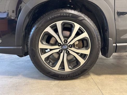 Used 2023 Subaru Forester Limited AWD/4WD image 10