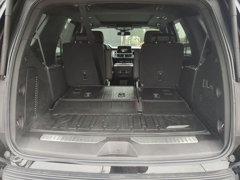 Used 2023 GMC Yukon AT4 w/ AT4 Premium Plus Package image 11