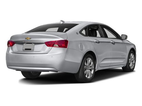 Used 2016 Chevrolet Impala LT FWD image 2