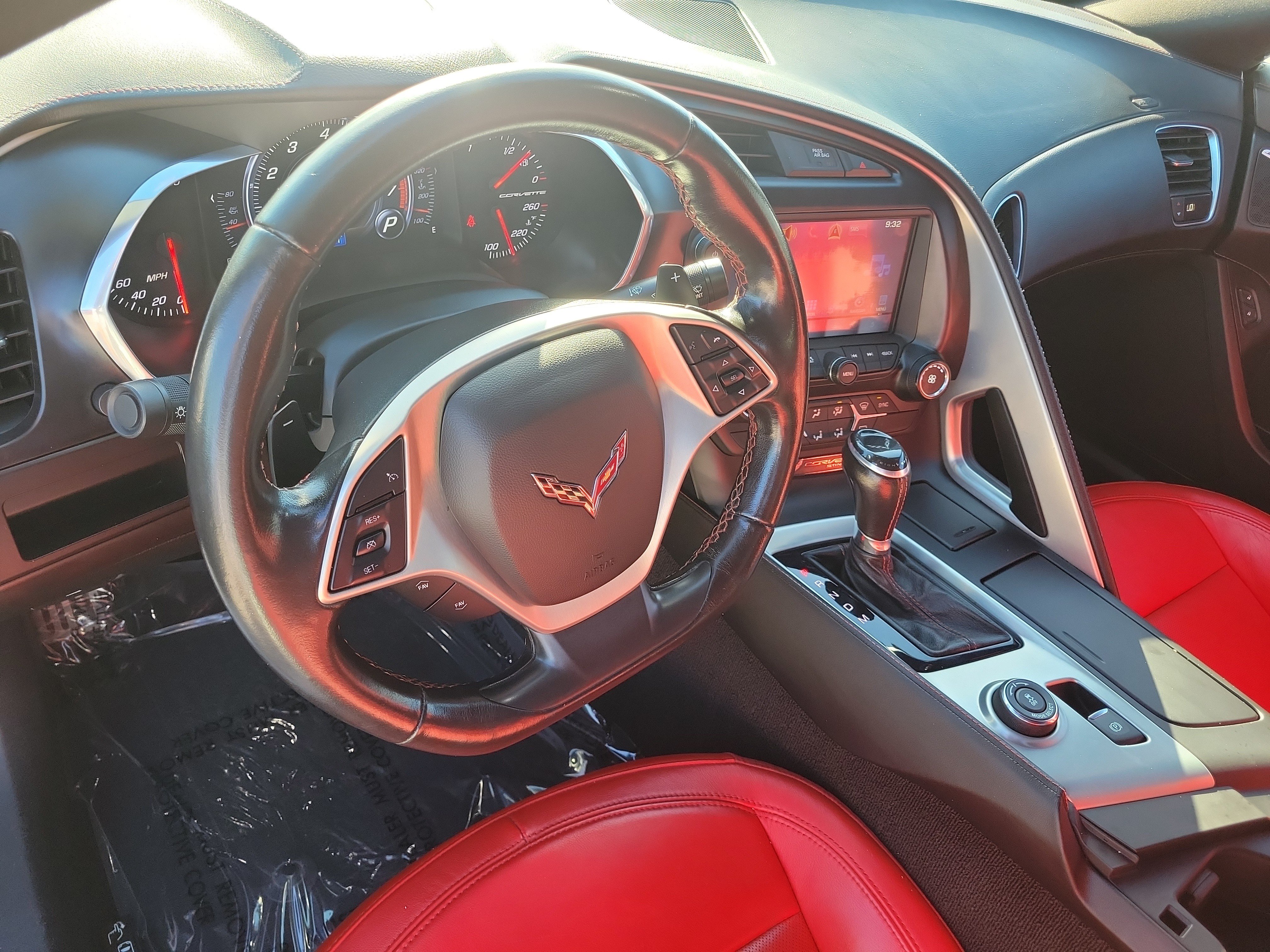 Used 2019 Chevrolet Corvette Stingray Coupe w/ 1LT RWD image 9