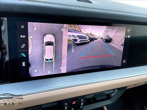 Used 2024 Porsche Cayenne Turbo image 18